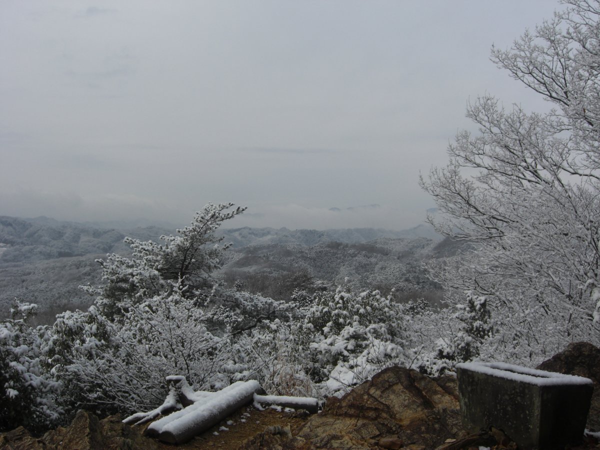 金毘羅神社前雪景色